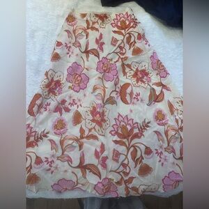 Floral Tahari Summer Skirt with elastic waist size XS